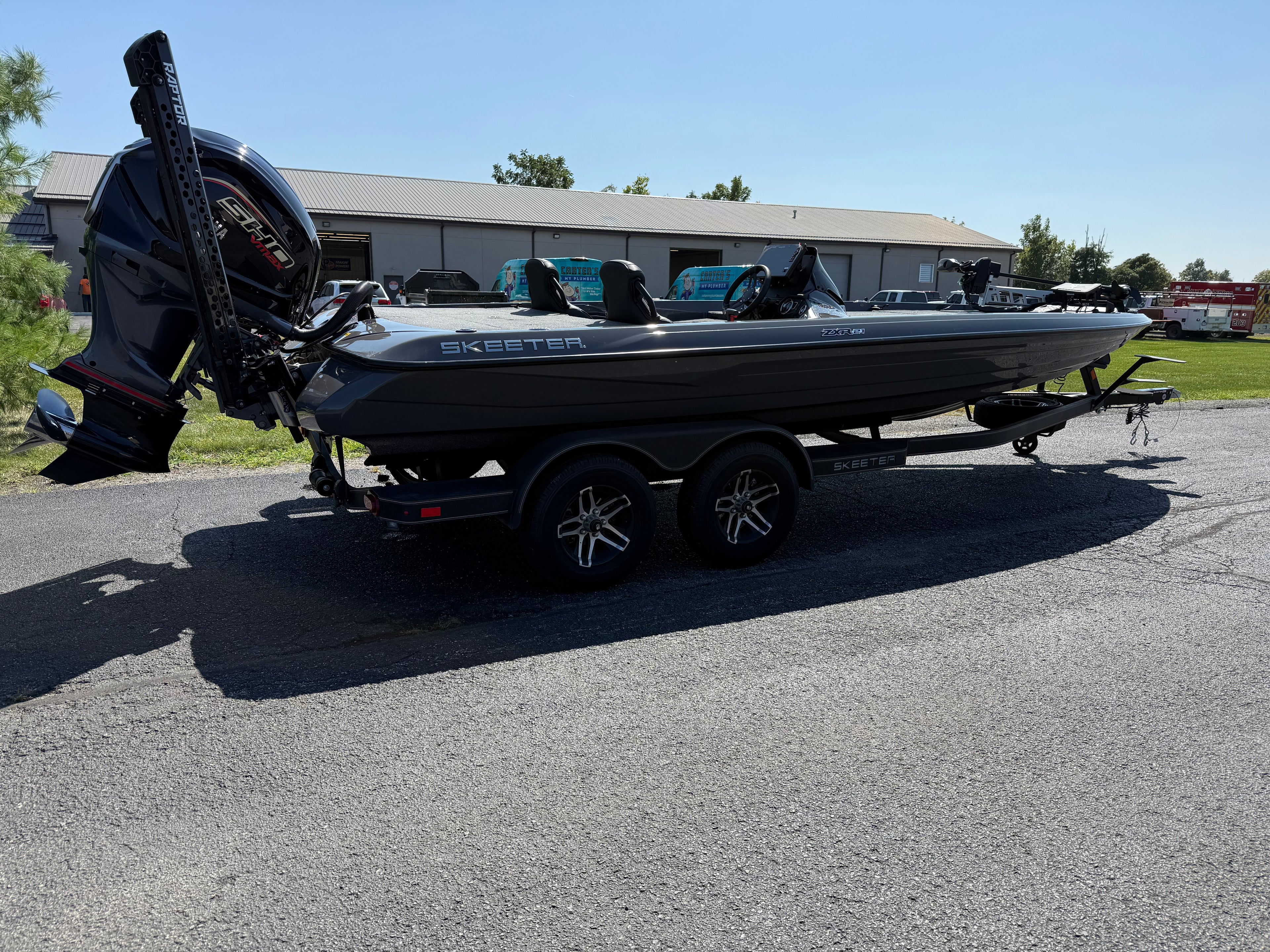 2025 Skeeter ZXR21 (Demo Model)