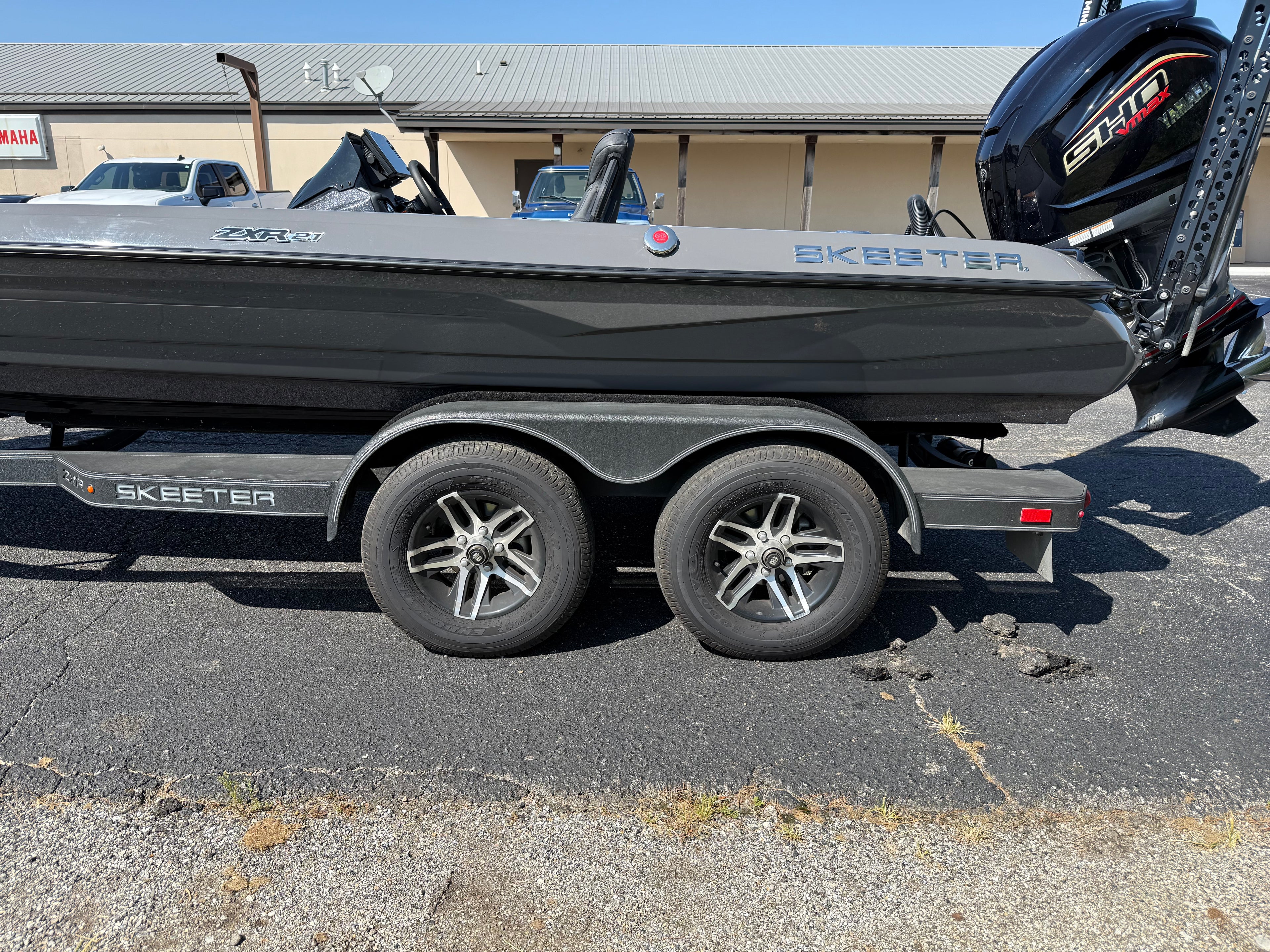 2025 Skeeter ZXR21 (Demo Model)