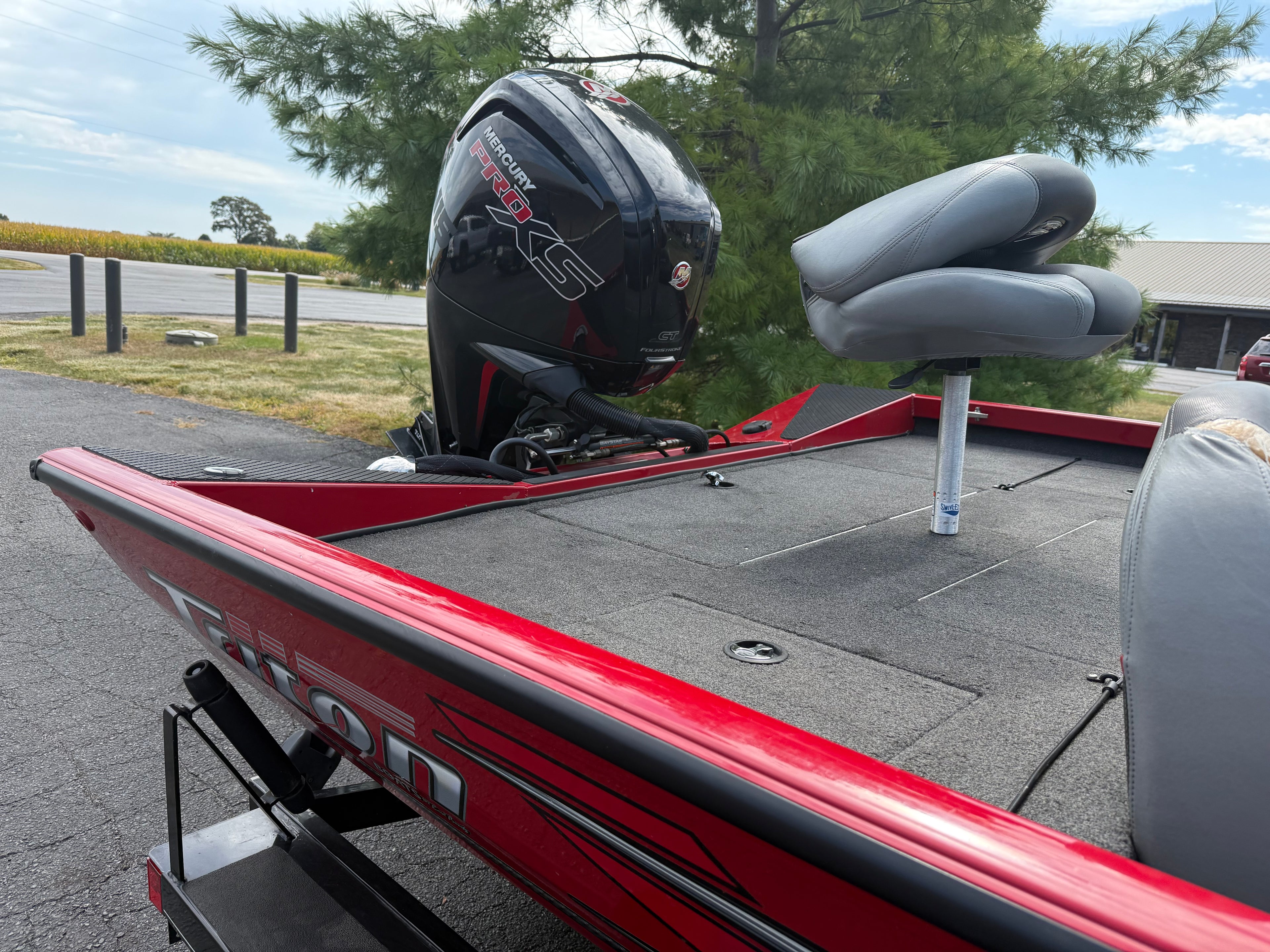 2018 Triton 18 TX