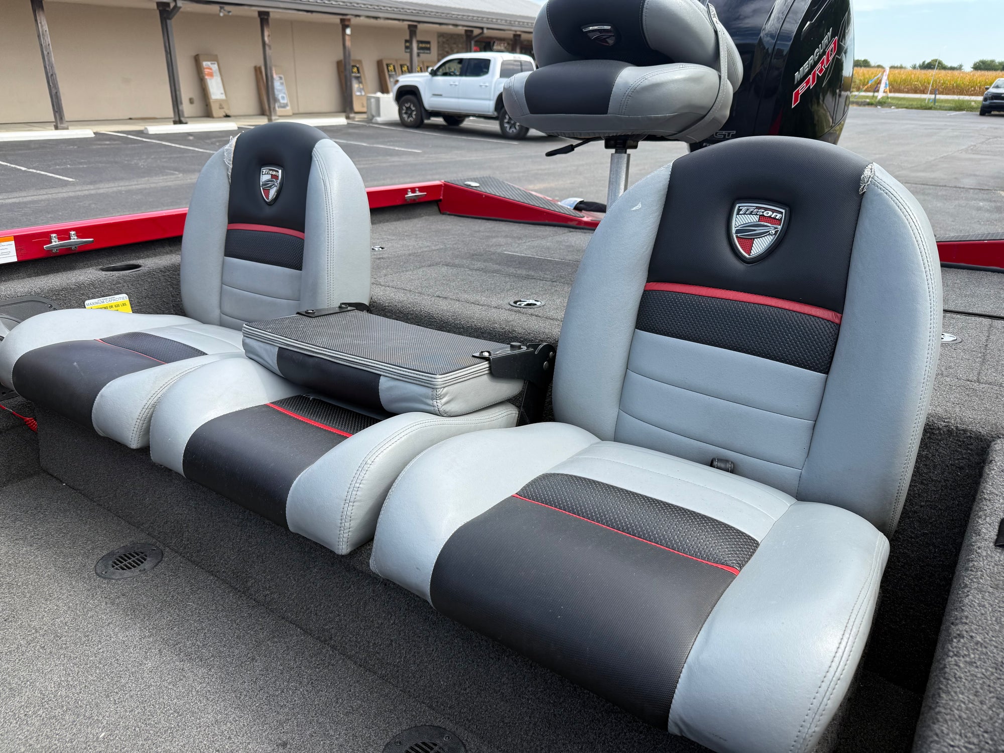 2018 Triton 18 TX