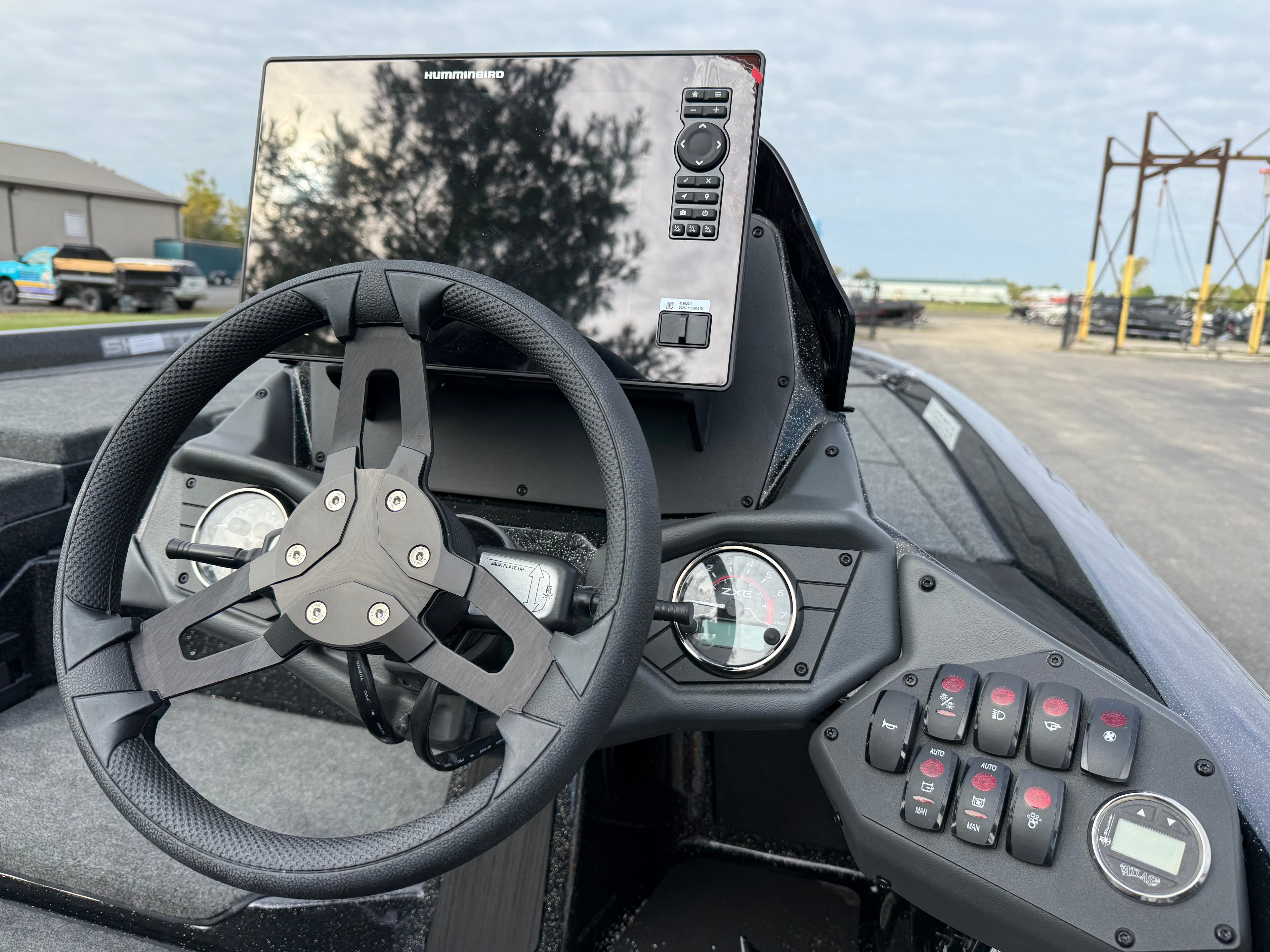 2026 Skeeter ZXE21 Option 1