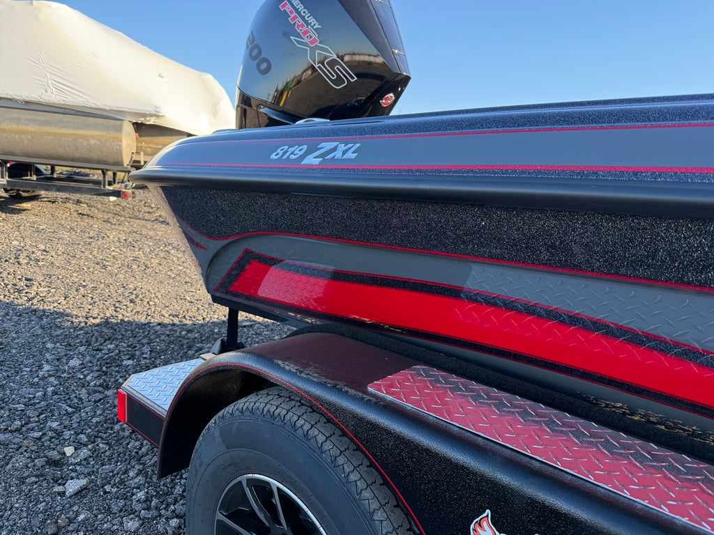 2026 Phoenix 819 ZXL