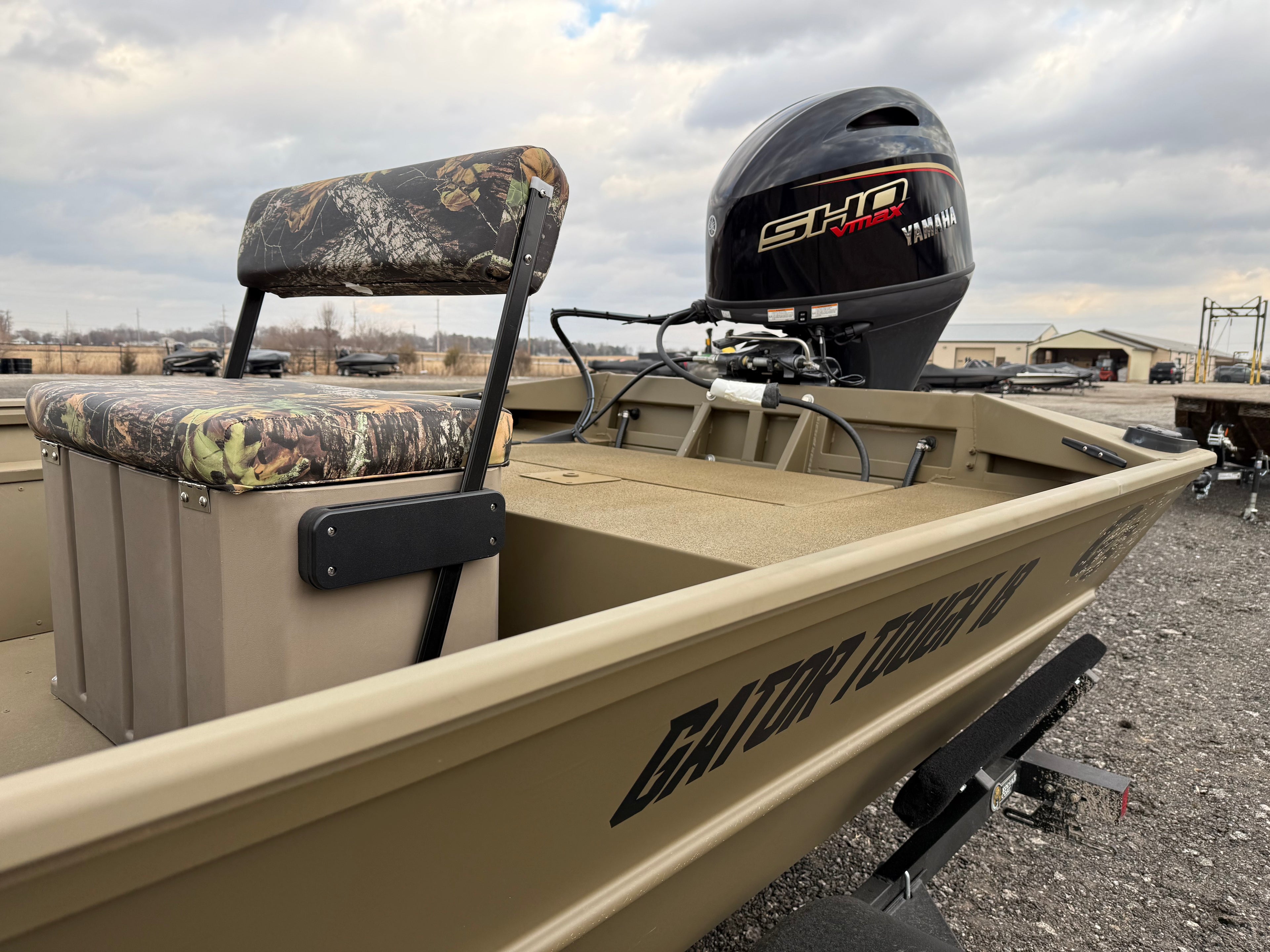 2026 G3 18 CCT Tunnel Hull *Rebate*