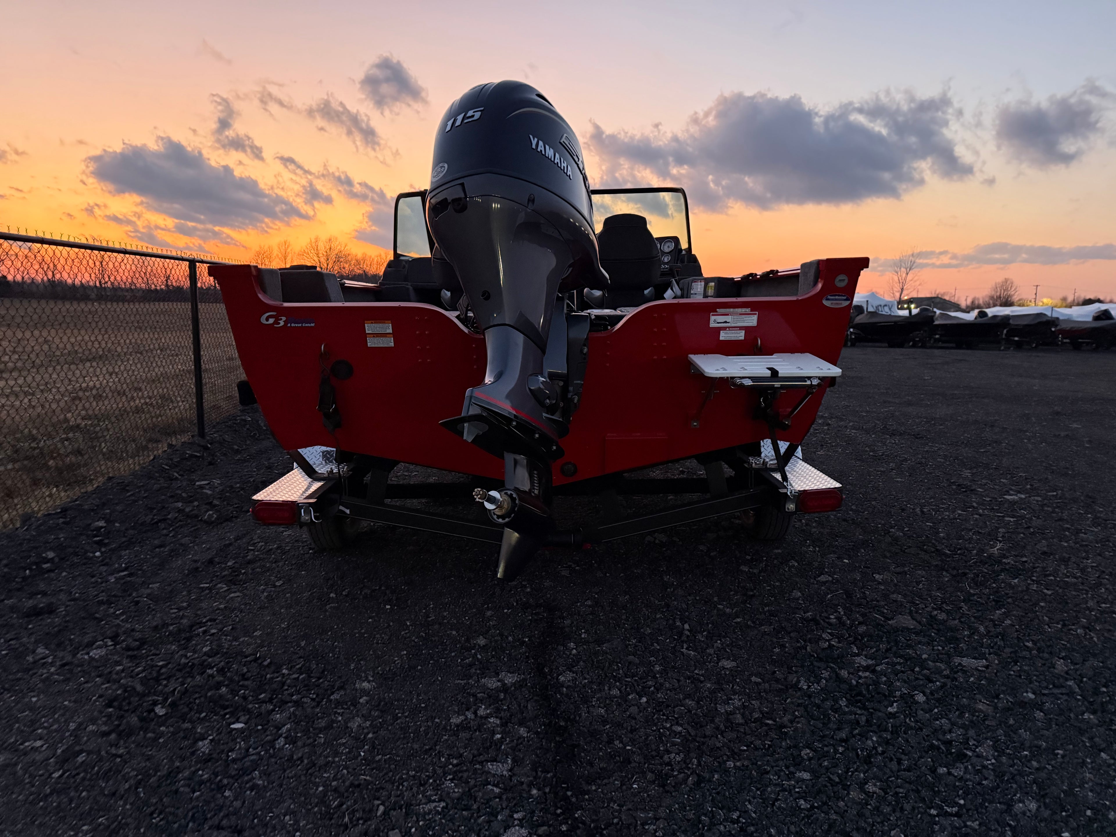 2026 G3 Angler V17 FS *Rebate*