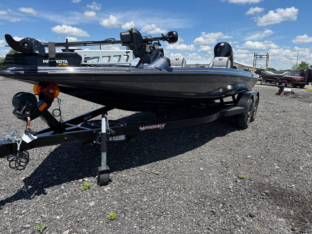 2027 Phoenix 819 ZXL