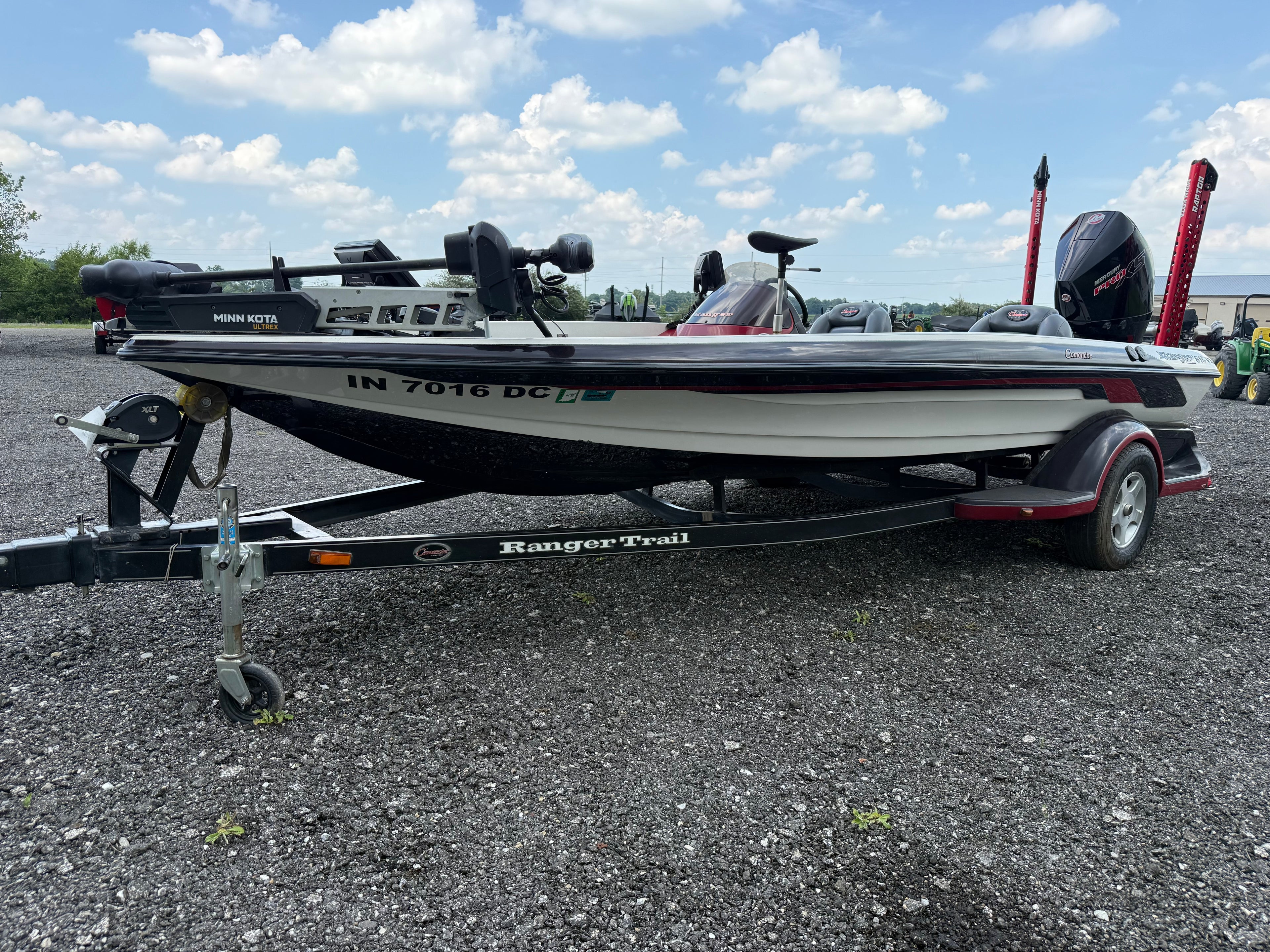 2002 Ranger 518 VX