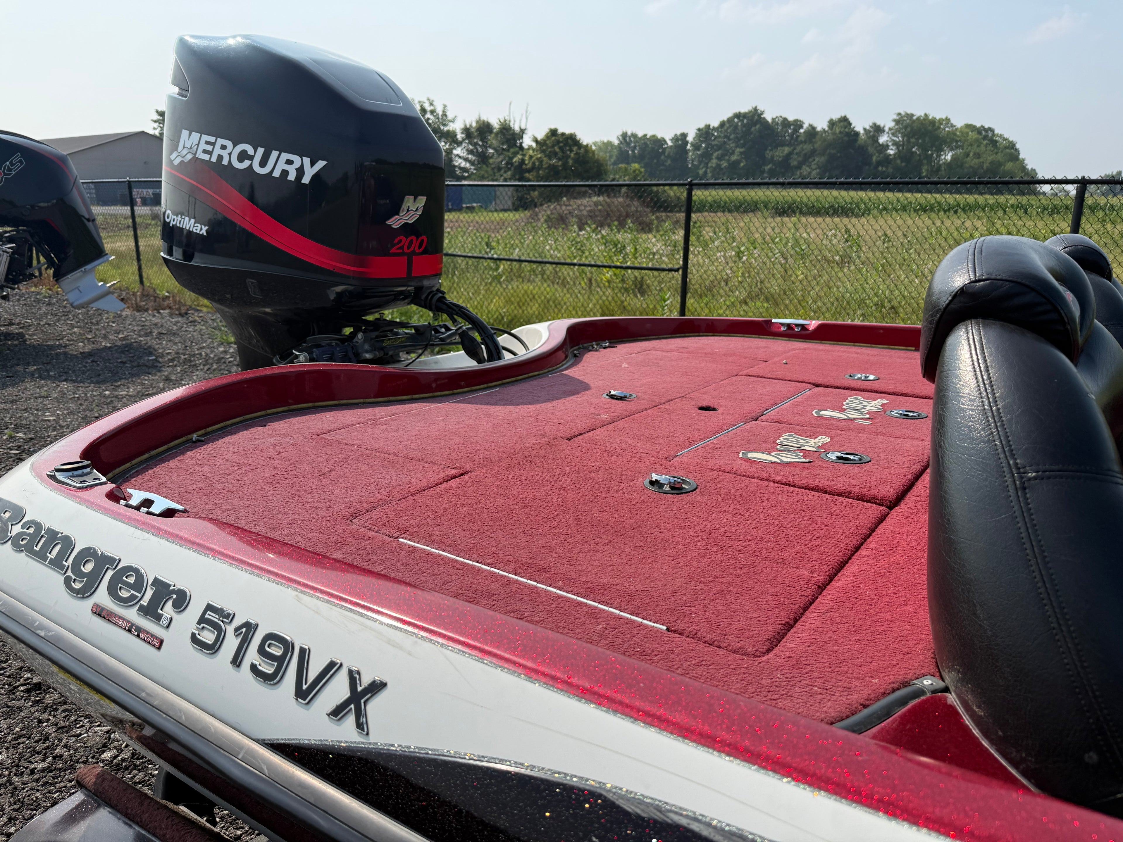 2004 Ranger 519VX