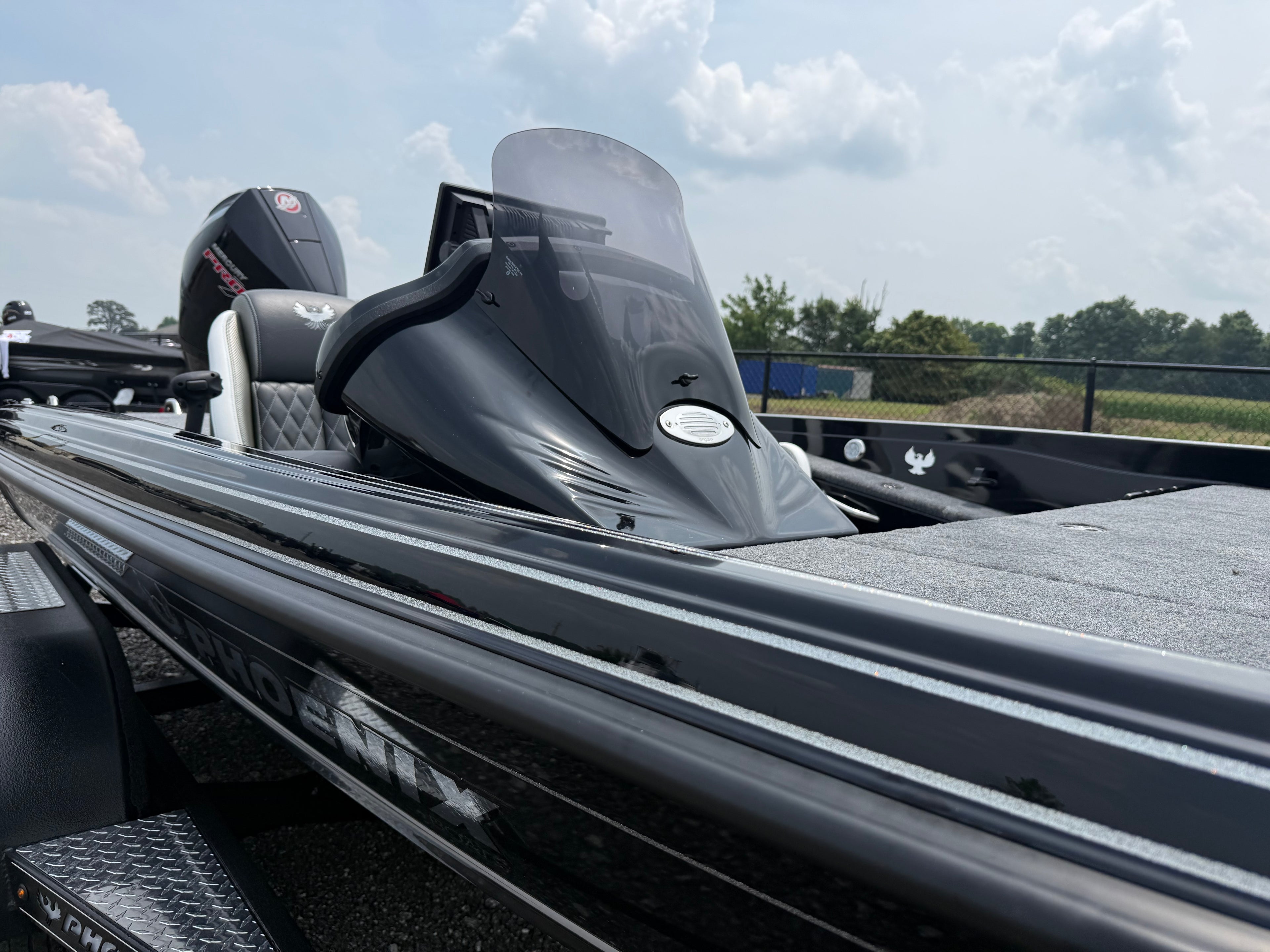 2027 Phoenix 720 ZXL